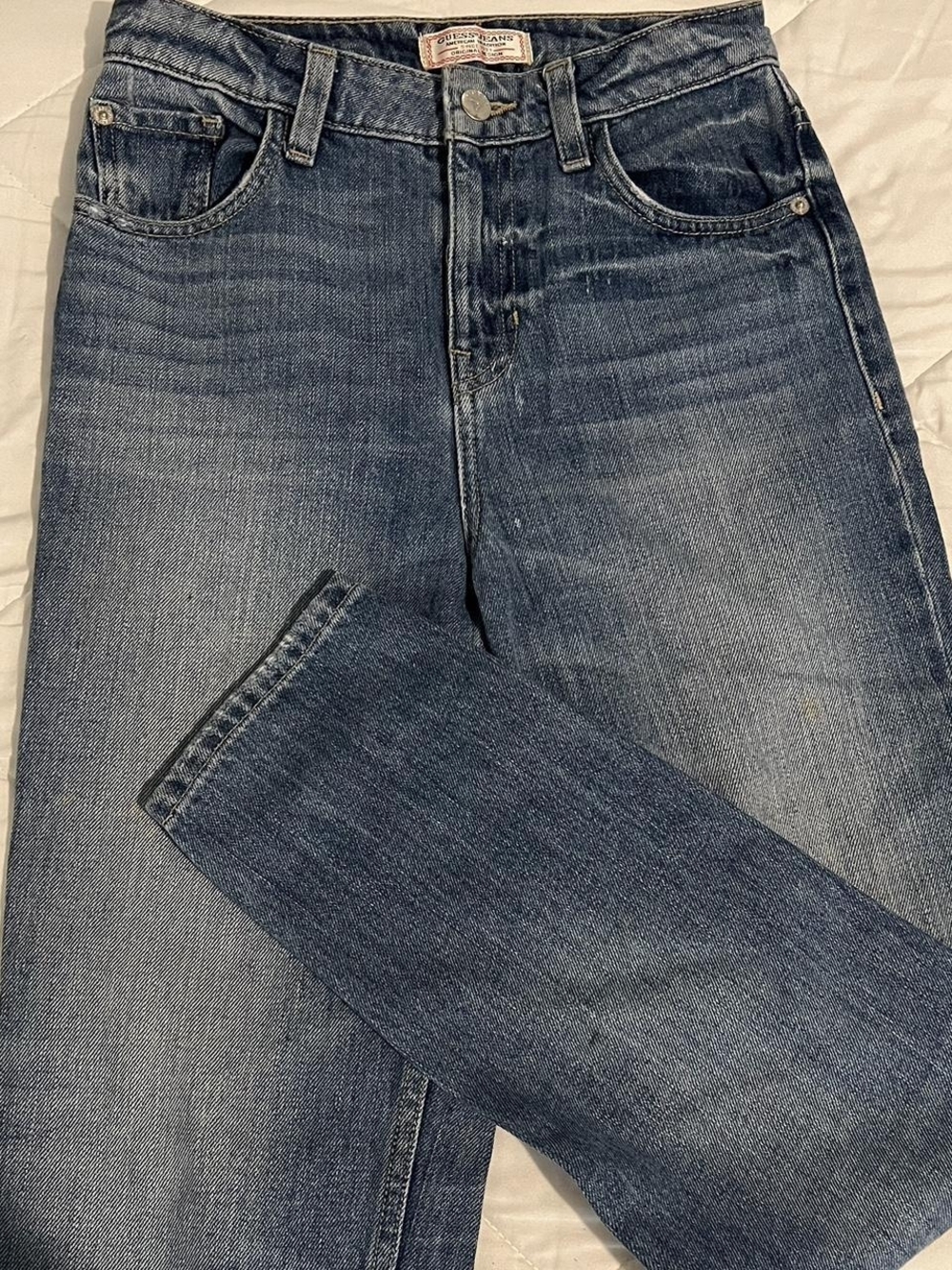 Guess Women's Straight Leg Jeans in Medium Blue Wash